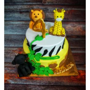 jungle theme cake for birthday